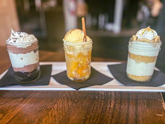 Cin Cin Burger Bar by null