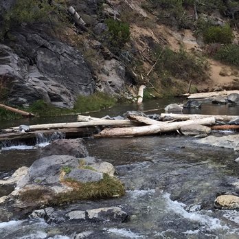 The Paulina Plunge - Tours Near Me - La Pine, Oregon