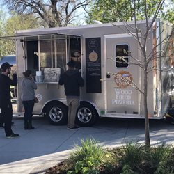 The Rollin' Stone Wood Fired Pizzeria - Food truck
