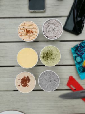 Manzou Bakery by null