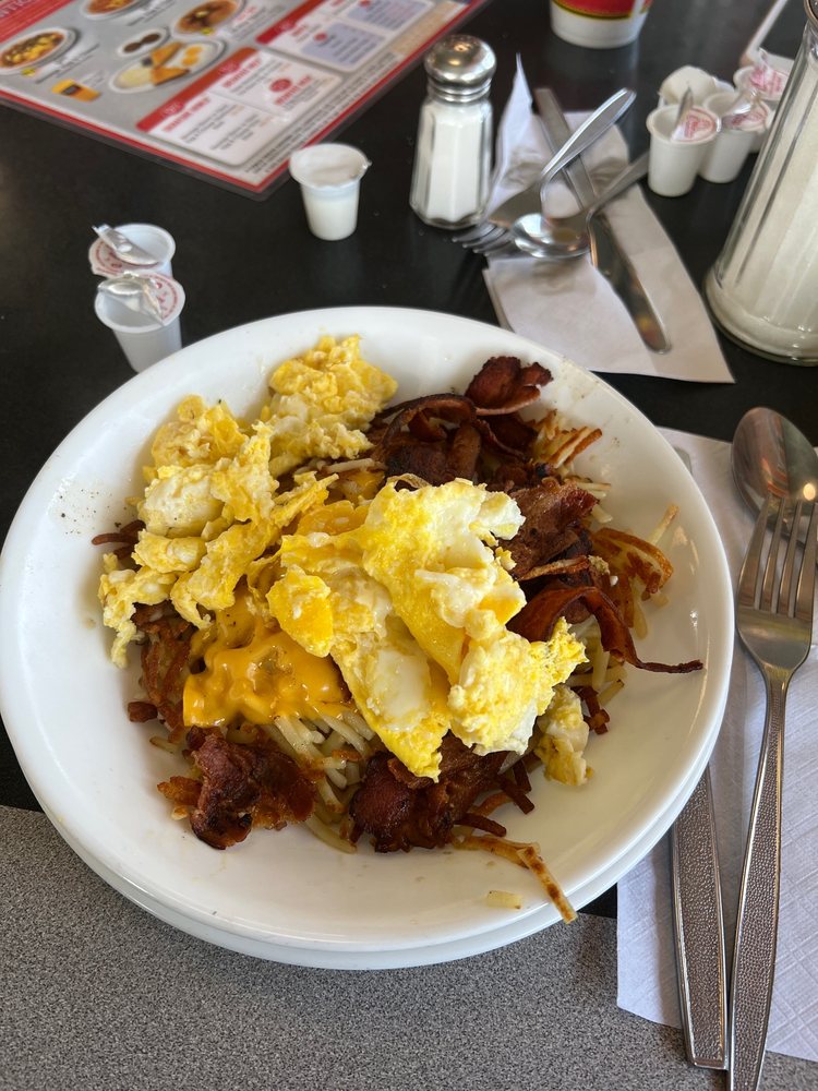 Waffle House Powder Springs, Powder Springs Roadtrippers