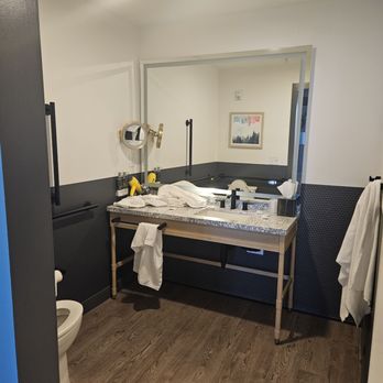 Hyatt Centric Downtown Denver - Bathroom - Hotels Near Me - Denver, Colorado