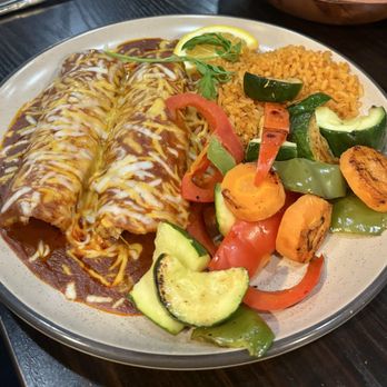 Los Cabos Mexican Restaurant - Chicken enchiladas red chili sauce grilled vegetables and red rice - Mexican Near Me - Orange, California Los Cabos Mexican Restaurant - Chicken enchiladas red chili sauce grilled vegetables and red rice - Mexican Near Me - Orange, California