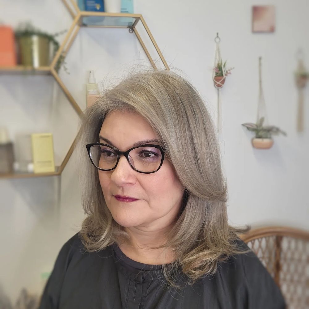 E V Styles By Elizabeth Garcia Logo