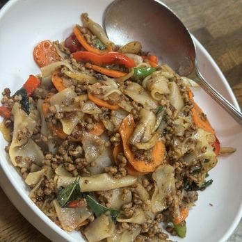 Le Thai - Drunken Awesome Flat Noodle - Thai Near Me - Las Vegas, Nevada