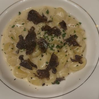 Olio E Più - Gnocchi Castrlmagno e Tartufo - Italian Near Me - New York, New York Olio E Più - Gnocchi Castrlmagno e Tartufo - Italian Near Me - New York, New York