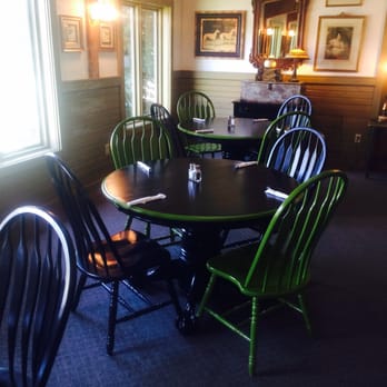 Fatt Cat Cafe - Dining area. - American Near Me - Rockton, Illinois