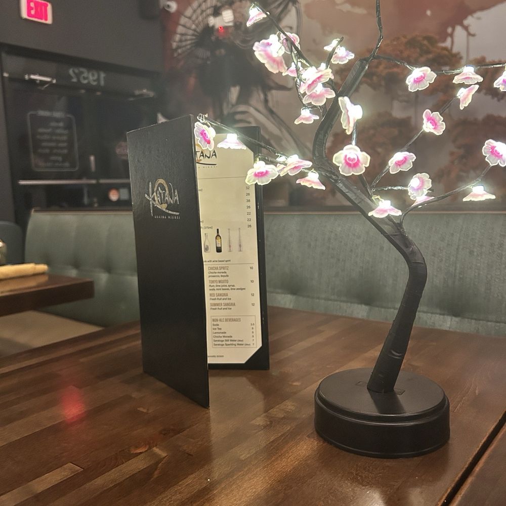 Katana Cocina Nikkei - Table decor - Japanese Near Me - Weston, Florida