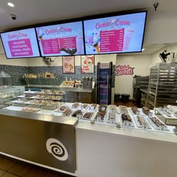 Menus and selection of treats