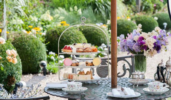 Summer Lodge Country House Hotel & Restaurant by null