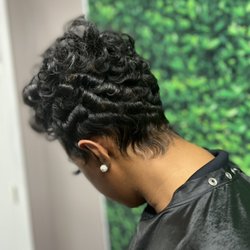 Sas Hair Studio - Cute pixie