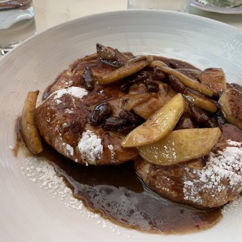 26 Beach Restaurant - Cinnamon apple French toast. - New American Near Me - Venice, California 26 Beach Restaurant - Cinnamon apple French toast. - New American Near Me - Venice, California