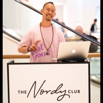 DJ Kemyst - Nordstroms Downtown Seattle for their annual event! - DJs Near Me