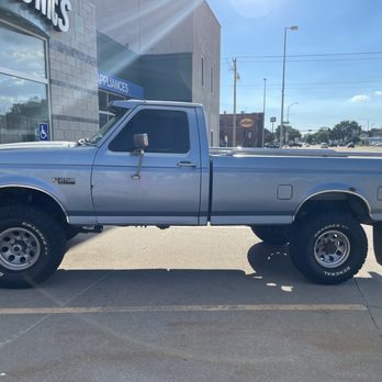 B&B Glass - Tint by B&B - Auto Glass Services Near Me - Kearney, Nebraska B&B Glass - Tint by B&B - Auto Glass Services Near Me - Kearney, Nebraska