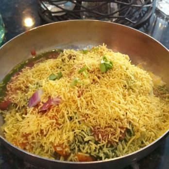 Uru Swati - Samosa chaat ($5.45) - Indian Near Me - Chicago, Illinois Uru Swati - Samosa chaat ($5.45) - Indian Near Me - Chicago, Illinois