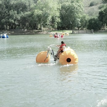 Irvine Regional Park - Nice lake!! - Parks Near Me - Orange, California