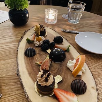 Rose Tavern - Chocolate Tasting - Wine Bars Near Me - Canandaigua, New York Rose Tavern - Chocolate Tasting - Wine Bars Near Me - Canandaigua, New York