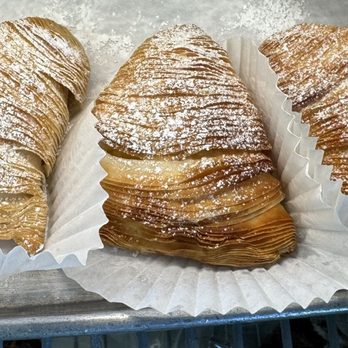 Michaelangelo Pizza & Subs Restaurant - Pizza Near Me - West Haven, Connecticut