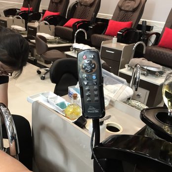 Glow Spa & Nails - Nail Salons Near Me - Houston, Texas