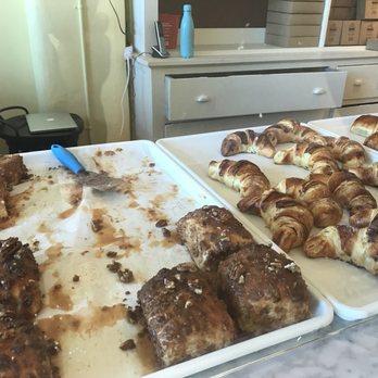 Le Torte Dolci - Sticky Buns - Bakeries Near Me - Springfield, Ohio
