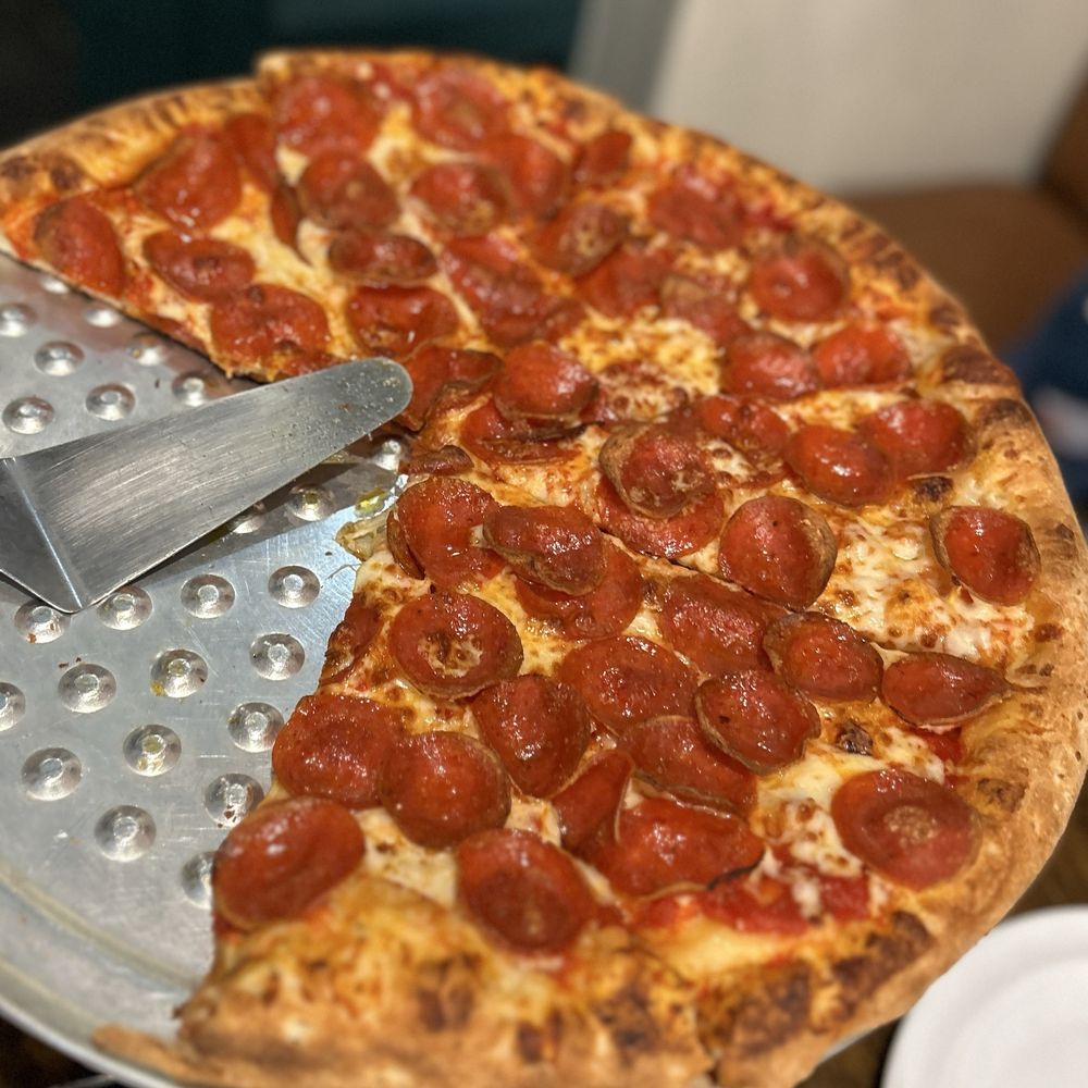 Pizzaiolo's - The Brooklyn Pizza 16" - Italian Near Me - Cypress, Texas Pizzaiolo's - The Brooklyn Pizza 16" - Italian Near Me - Cypress, Texas