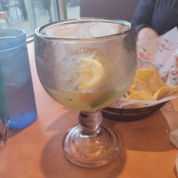Los Girasoles Mexican - Jumba 20 oz. Margaritas - Mexican Near Me - Stow, Ohio Los Girasoles Mexican - Jumba 20 oz. Margaritas - Mexican Near Me - Stow, Ohio