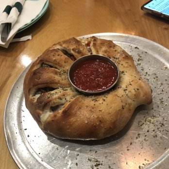 Stoned Pizza Kitchen - Pizza Near Me - Stone Mountain, Georgia