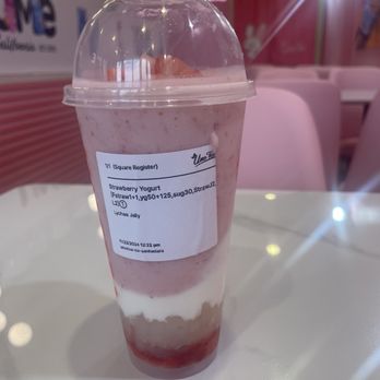Ume Tea - Strawberry yogurt 30 percent sweet with lychee jelly - Bubble Tea Near Me - Santa Clara, California