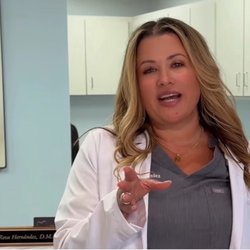 Dr. Rosa Hernandez. Avoid this one.