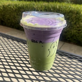 Cafe La Vies - Ube matcha - Coffee & Tea Near Me - Sacramento, California