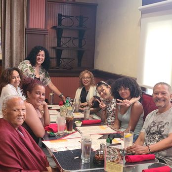 Polcari's Restaurant - Visiting from Florida, getting together for dinner with Family. MARIAE - Pizza Near Me - Saugus, Massachusetts