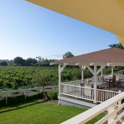 Lincourt Vineyards in Solvang gift card