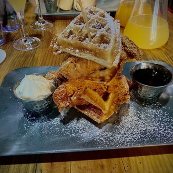 18bin - Chicken & Waffle Tower - Bars Near Me - Las Vegas, Nevada