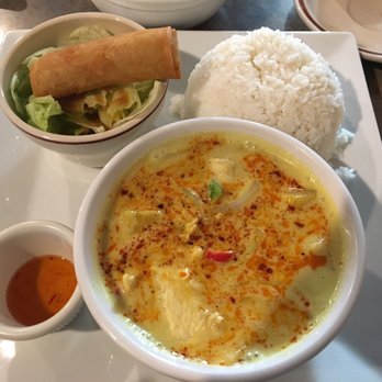 Sabaidee Thai Cuisine - Pineapple curry spice index 2 - Thai Near Me - Lehi, Utah