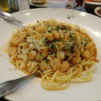 Randazzo's Clam Bar - Mixed seafood spaghetti - Seafood Near Me - Brooklyn, New York