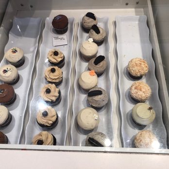 Love At First Bite - Cup cakes from loves a first bite - Bakeries Near Me - Berkeley, California