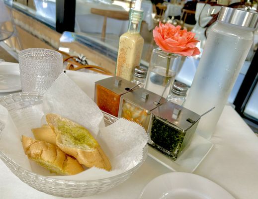 Madroño Restaurant by null