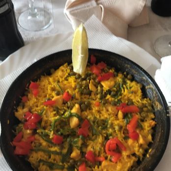 El Pesebre - Chicken Paella - Spanish Near Me - Rota, California