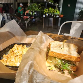 Fat Beet Farm - Sandwich and mac & cheese - Farms Near Me - Tampa, Florida Fat Beet Farm - Sandwich and mac & cheese - Farms Near Me - Tampa, Florida