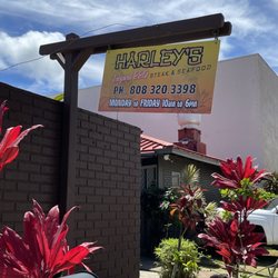 Harley's Tropical Barbecue - Outside