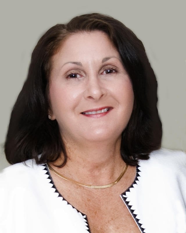 LANDSHARK PAT MCCLURE REALTY, INC. Contact Agent Oxford