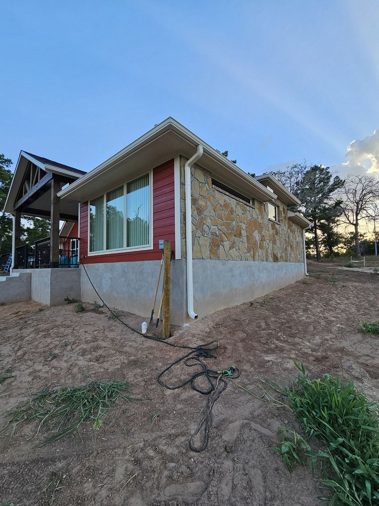 Slide of Spade Roofing and Gutters