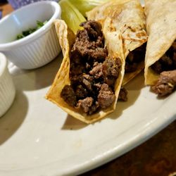 Mama Chole's - Street tacos