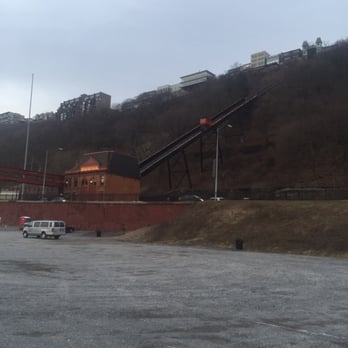 Duquesne Incline - Landmarks & Historical Buildings Near Me - Pittsburgh, Pennsylvania