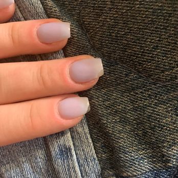Nails 4 U & Spa - Chipped nails - Nail Salons Near Me - Fullerton, California