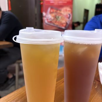 A Golden House - Chinese Near Me - Temple City, California