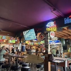Jersey's Bar & Grill