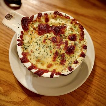 Oncle Antoine - French Onion Soup - Pubs Near Me - Quebec City, Quebec Oncle Antoine - French Onion Soup - Pubs Near Me - Quebec City, Quebec