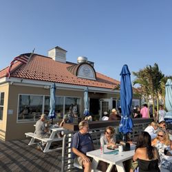 Sunday afternoon crowd