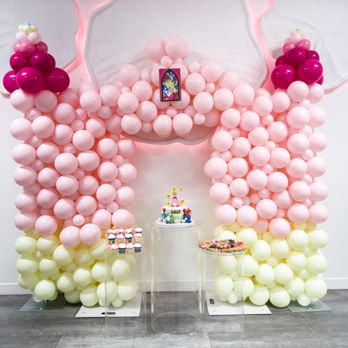 Anna's Balloons - Balloon Castle - Balloon Services Near Me Anna's Balloons - Balloon Castle - Balloon Services Near Me